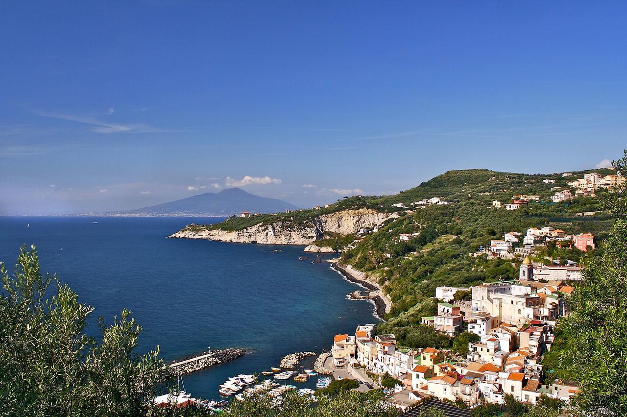 Caruso 4 By Villasandco Rentalsorrento Sorrento Exterior foto